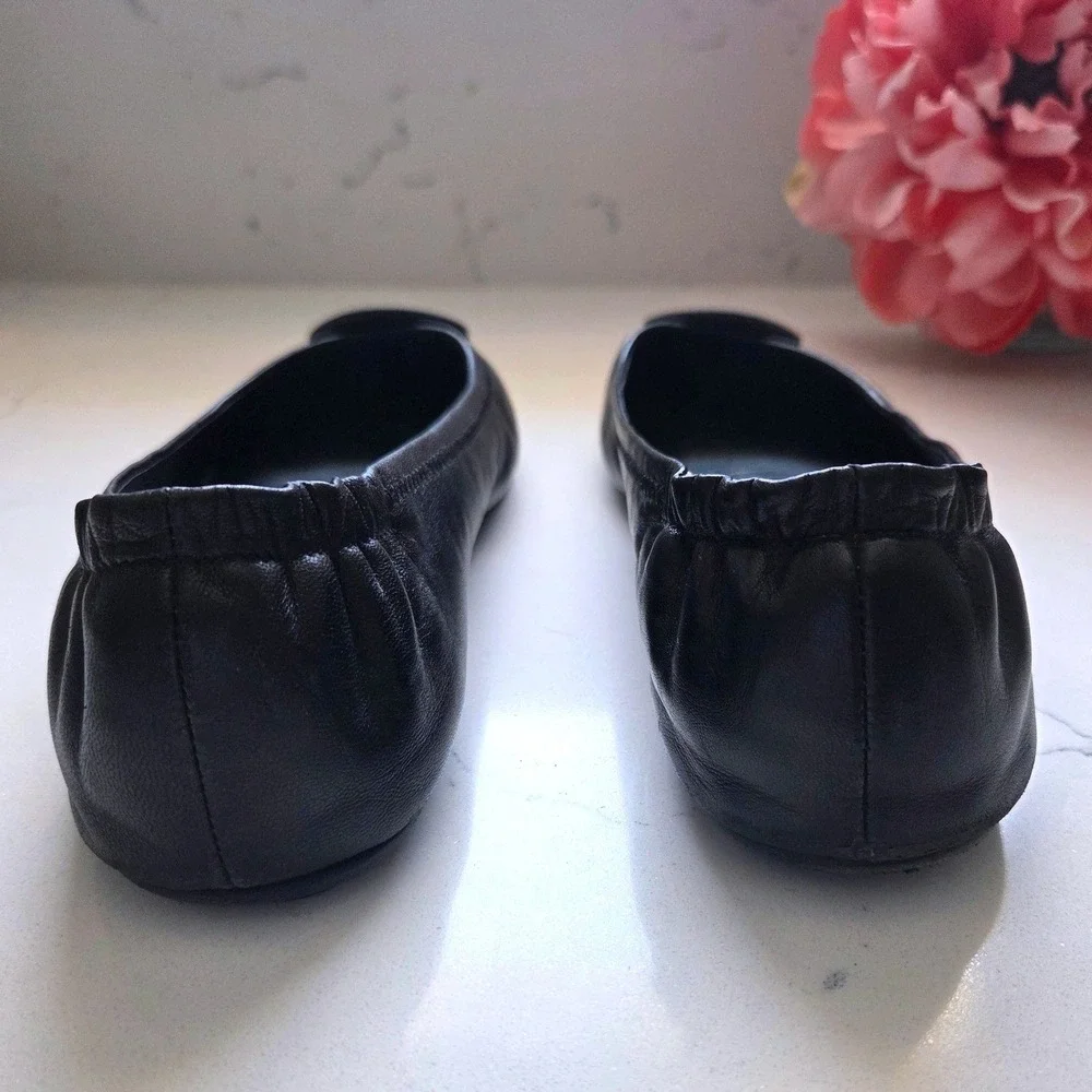Tory Burch Minnie Travel Ballet Flats Black Leather Logo Medallion 8M 51158251